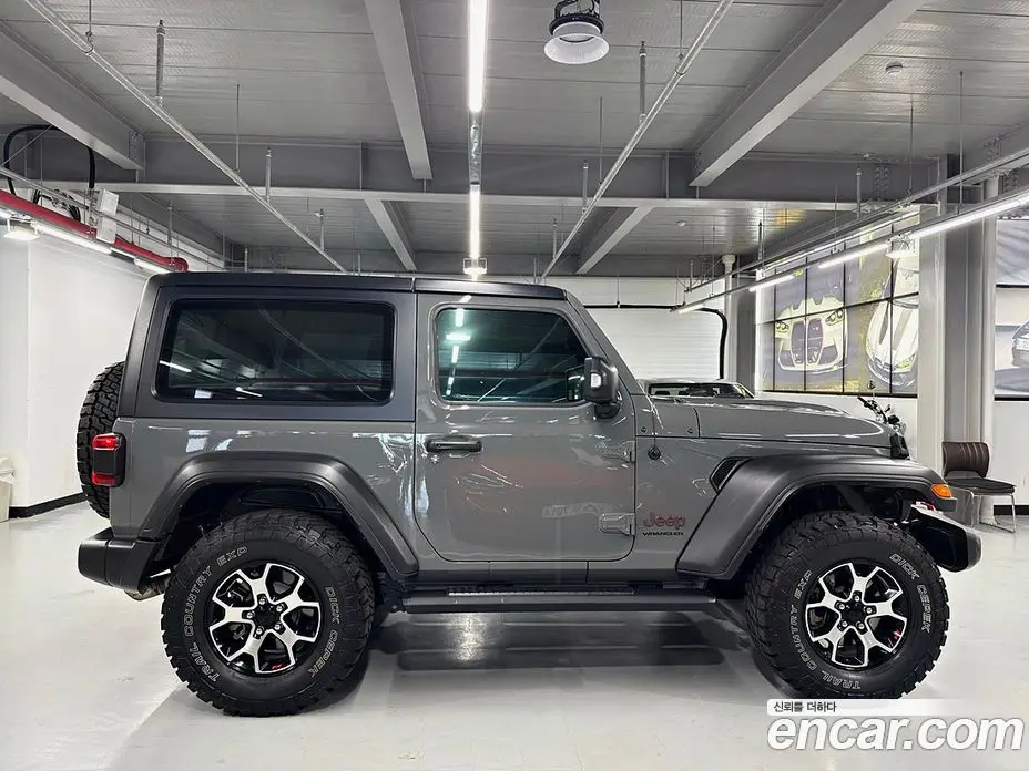 Jeep Wrangler 2021 2.0 автомат (гидро), фото 5