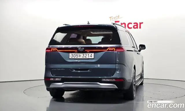 Kia Carnival 2020 2.2 автомат (гидро), миниатюра 4