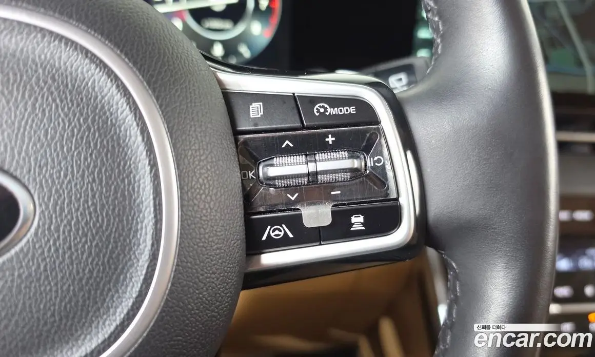 Kia Carnival 2020 3.5 автомат (гидро), фото 21