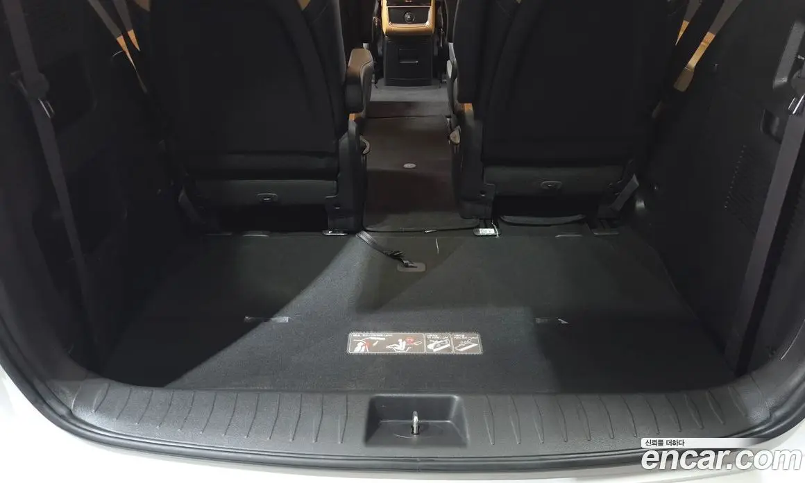 Kia Carnival 2020 3.5 автомат (гидро), фото 23