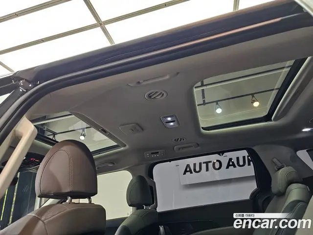 Kia Carnival 2023 2.2 автомат (гидро), миниатюра 12