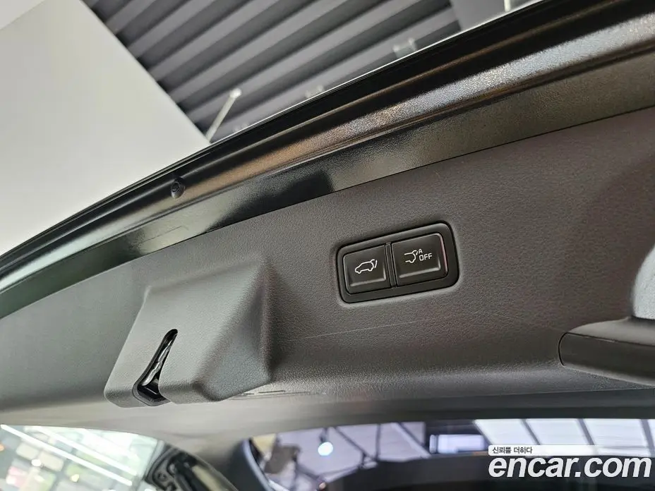 Kia Carnival 2023 2.2 автомат (гидро), фото 15