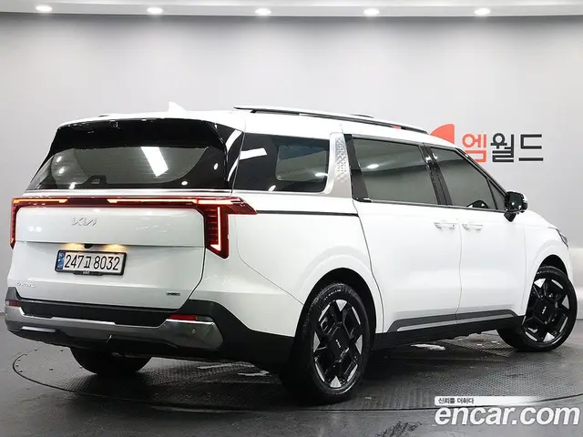 Kia Carnival 2024 1.6 автомат (гидро), миниатюра 3