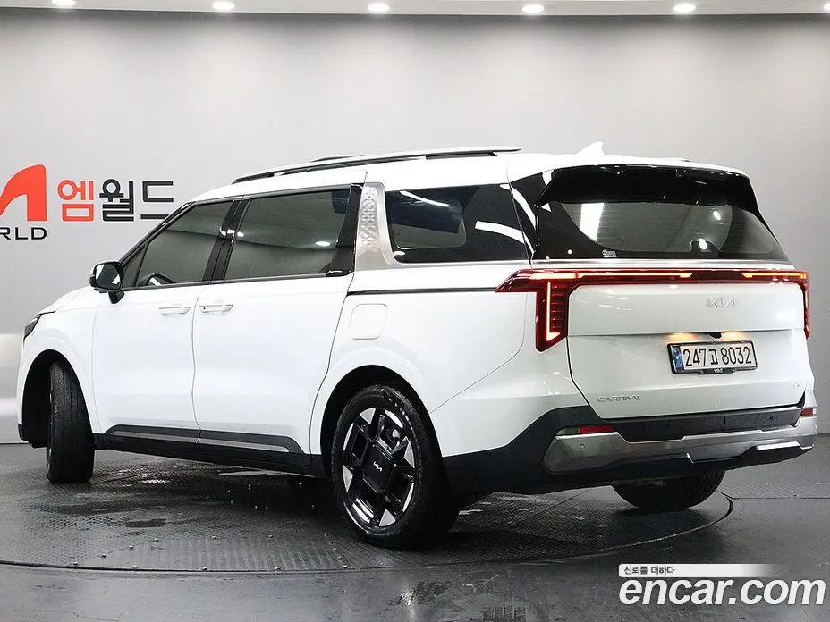Kia Carnival 2024 1.6 автомат (гидро), фото 4