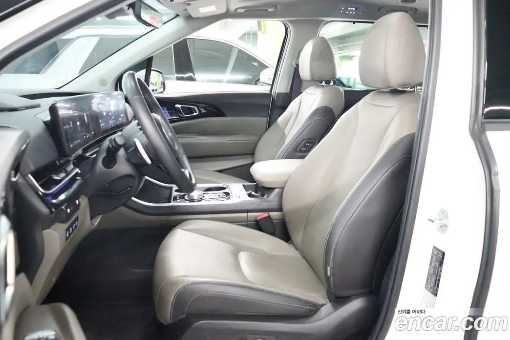 Kia Carnival 2024 1.6 автомат (гидро), фото 7