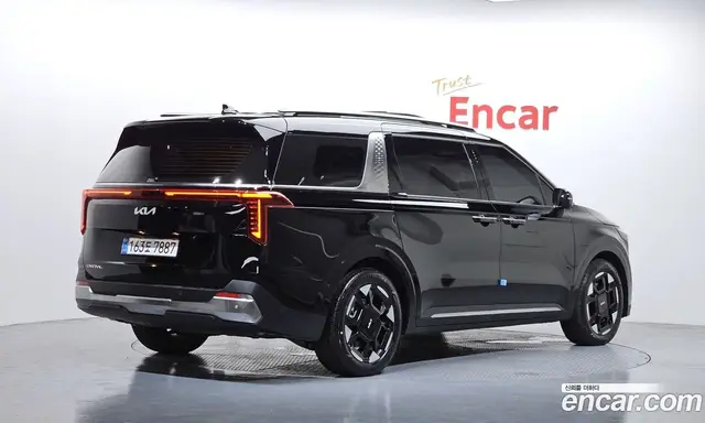 Kia Carnival 2025 2.2 автомат (гидро), миниатюра 2