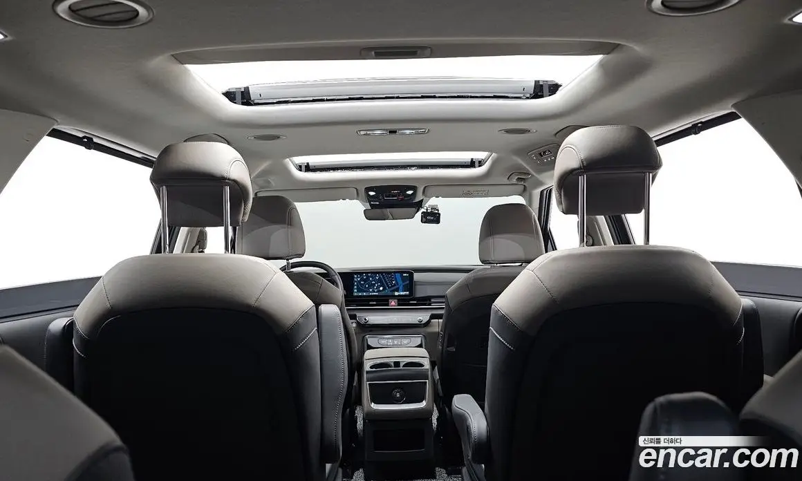 Kia Carnival 2025 2.2 автомат (гидро), фото 17