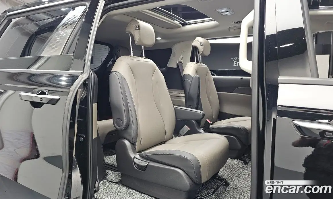 Kia Carnival 2025 2.2 автомат (гидро), фото 18