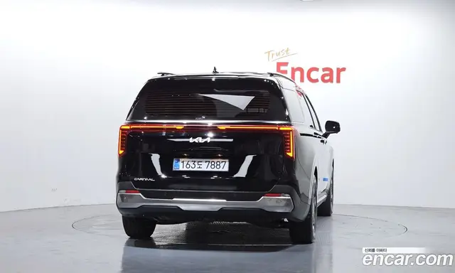Kia Carnival 2025 2.2 автомат (гидро), миниатюра 4