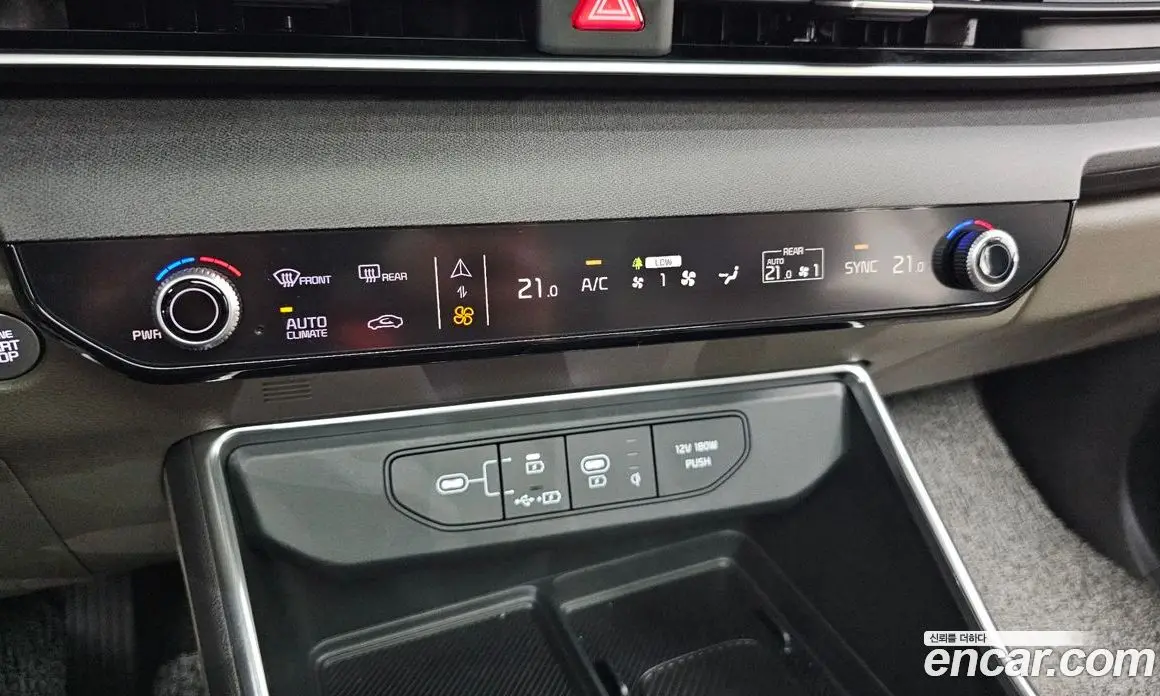 Kia Carnival 2025 2.2 автомат (гидро), фото 31