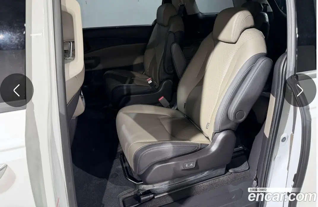Kia Carnival 2025 1.6 автомат (гидро), фото 11