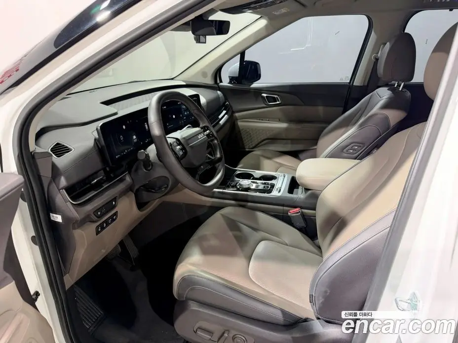 Kia Carnival 2025 1.6 автомат (гидро), фото 5