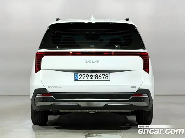 Kia Carnival 2025 1.6 автомат (гидро), миниатюра 9
