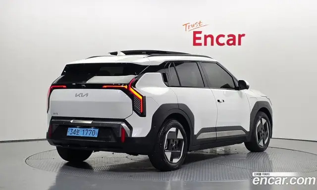 Kia EV3 2024 0.2 автомат (гидро), миниатюра 2