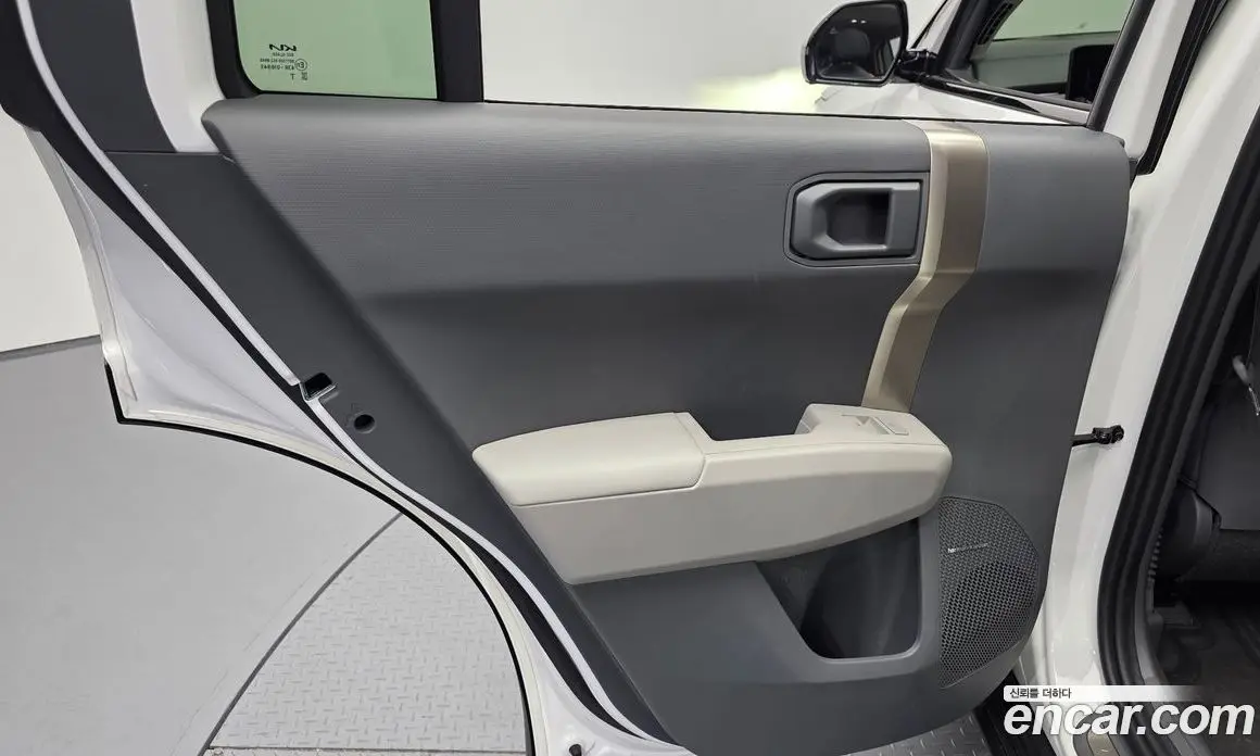 Kia EV3 2024 0.2 автомат (гидро), фото 14
