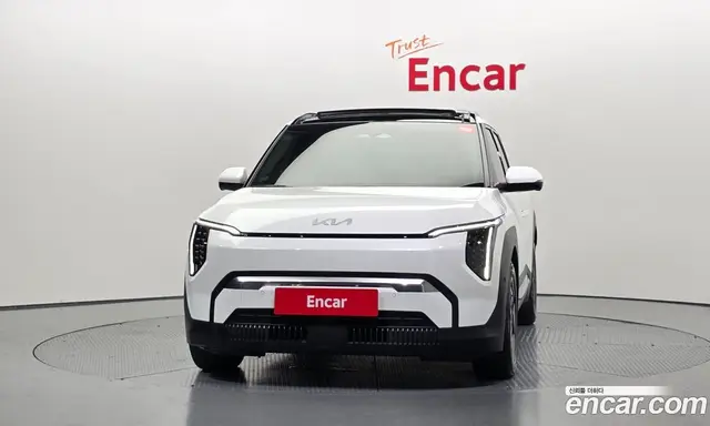 Kia EV3 2024 0.2 автомат (гидро), миниатюра 3