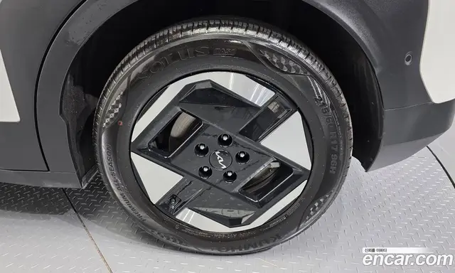 Kia EV3 2024 0.2 автомат (гидро), миниатюра 7