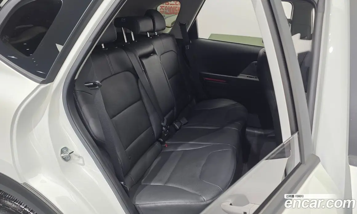 Kia Niro 2023 0.2 автомат (гидро), фото 18
