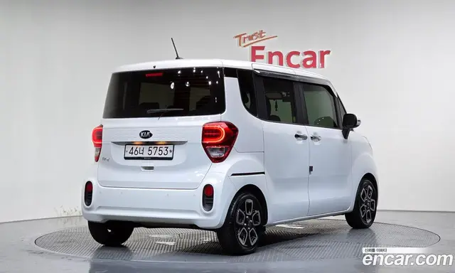 Kia Ray 2019 1.0 автомат (гидро), миниатюра 2