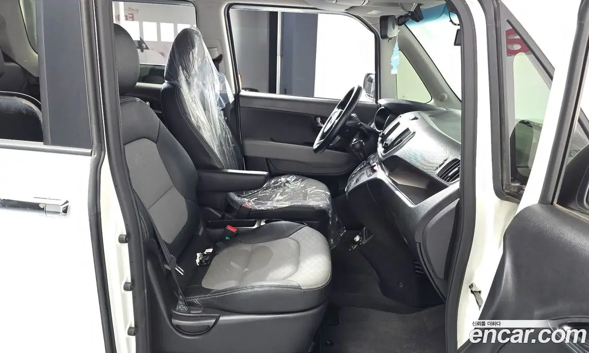 Kia Ray 2019 1.0 автомат (гидро), фото 17