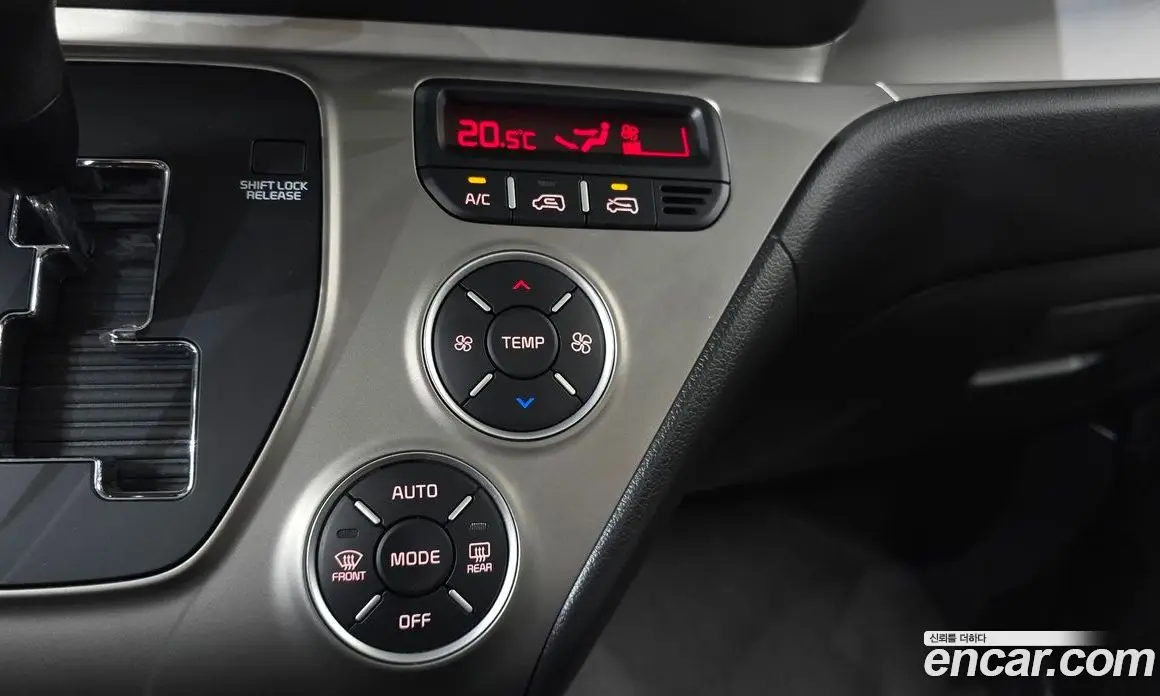 Kia Ray 2019 1.0 автомат (гидро), фото 25