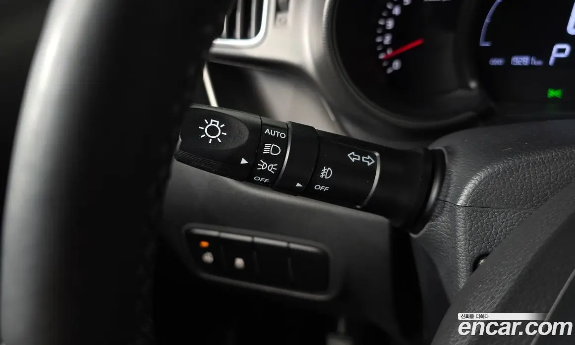 Kia Ray 2019 1.0 автомат (гидро), фото 30