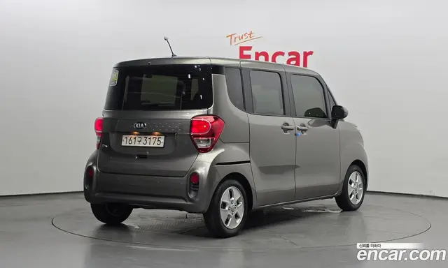 Kia Ray 2019 1.0 автомат (гидро), миниатюра 2