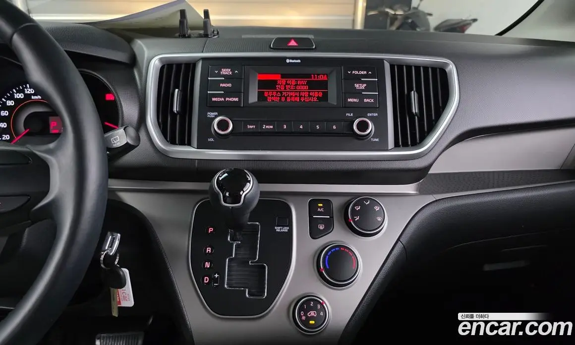 Kia Ray 2019 1.0 автомат (гидро), фото 19