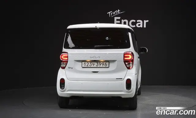 Kia Ray 2022 1.0 автомат (гидро), миниатюра 4