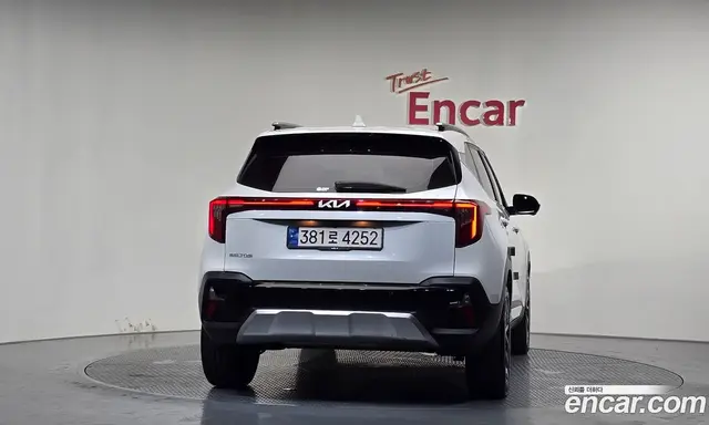 Kia Seltos 2023 1.6 автомат (гидро), миниатюра 4