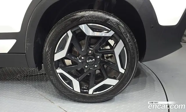 Kia Seltos 2023 1.6 автомат (гидро), миниатюра 7