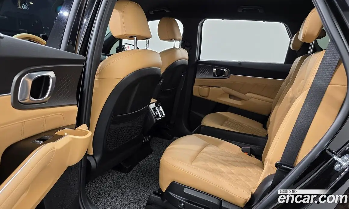 Kia Sorento 2023 2.5 автомат (гидро), фото 18
