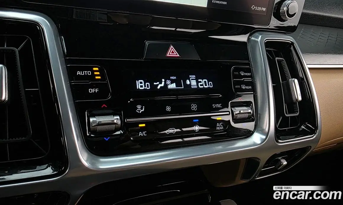 Kia Sorento 2023 2.5 автомат (гидро), фото 23
