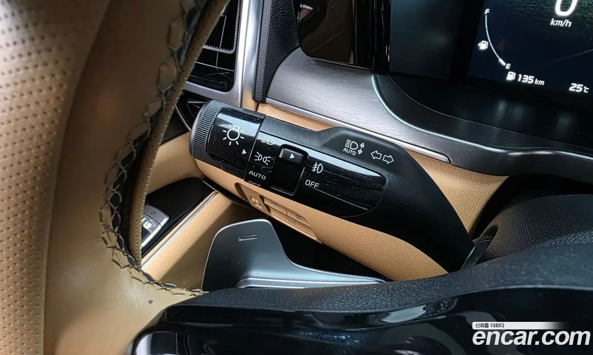 Kia Sorento 2023 2.5 автомат (гидро), фото 32