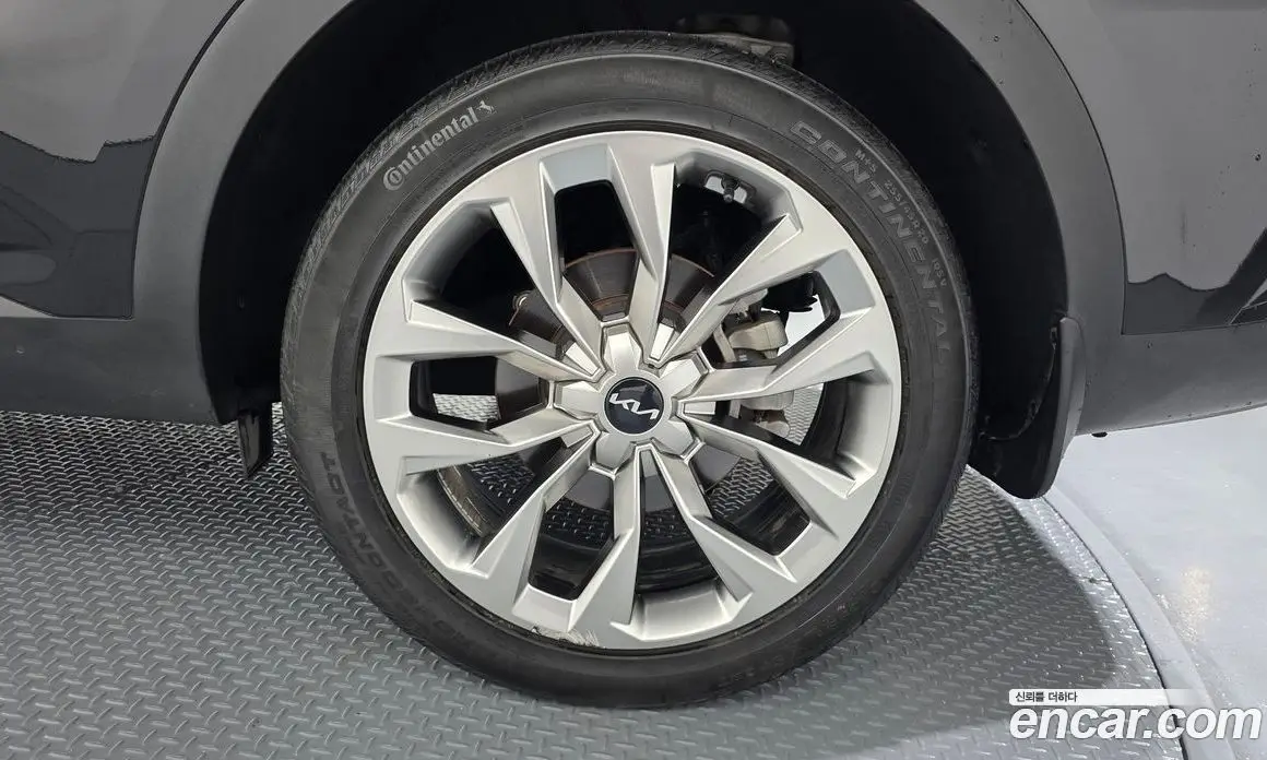 Kia Sorento 2023 2.5 автомат (гидро), фото 7