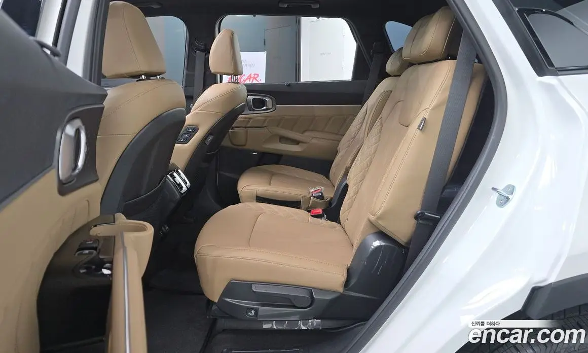 Kia Sorento 2024 1.6 автомат (гидро), фото 18
