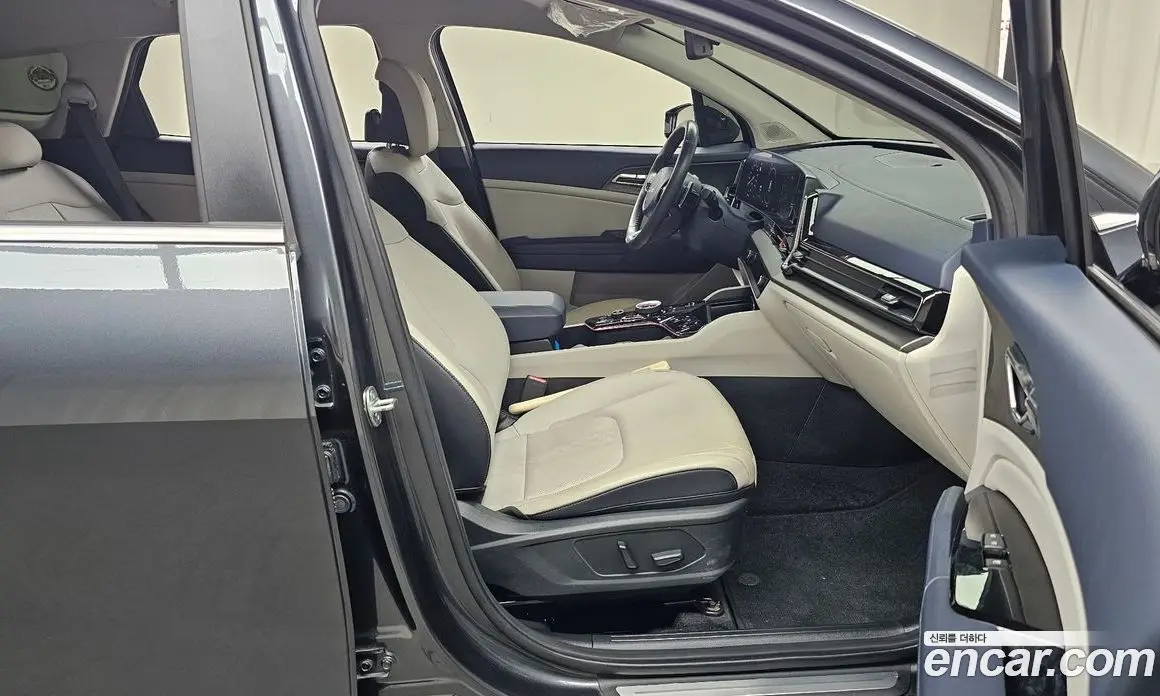 Kia Sportage 2023 1.6 автомат (гидро), фото 16