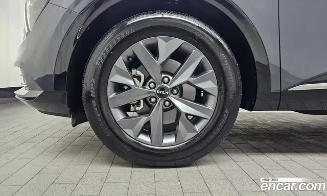 Kia Sportage 2023 1.6 автомат (гидро), миниатюра 5