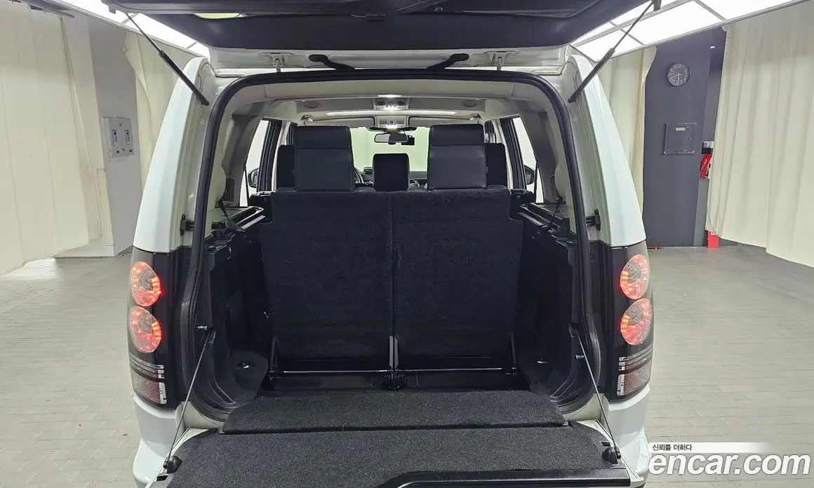Land Rover Discovery 2014 3.0 автомат (гидро), фото 20