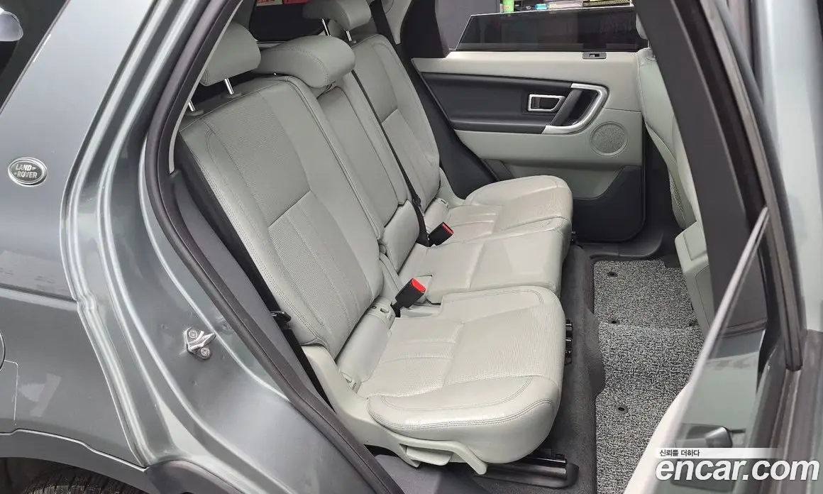 Land Rover Discovery Sport 2016 2.0 автомат (гидро), фото 17