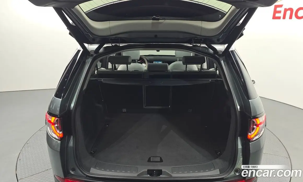 Land Rover Discovery Sport 2016 2.0 автомат (гидро), фото 26