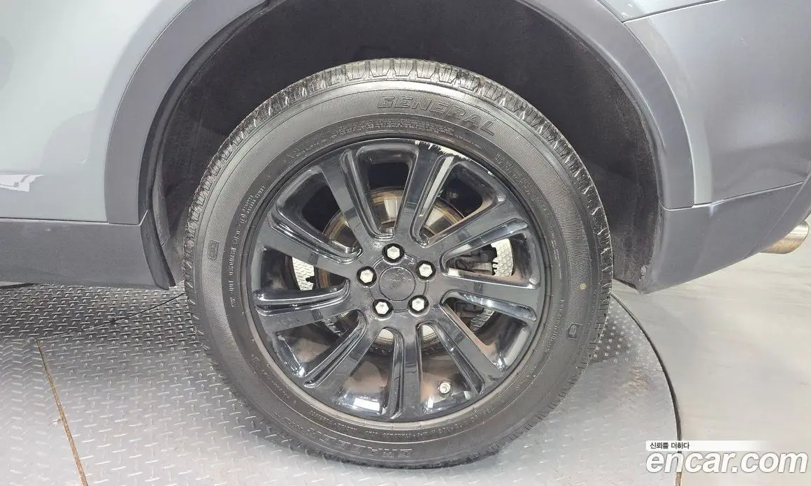 Land Rover Discovery Sport 2016 2.0 автомат (гидро), фото 29