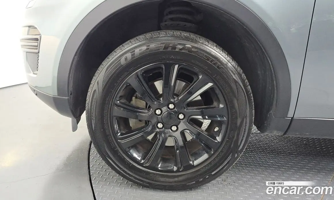 Land Rover Discovery Sport 2016 2.0 автомат (гидро), фото 5