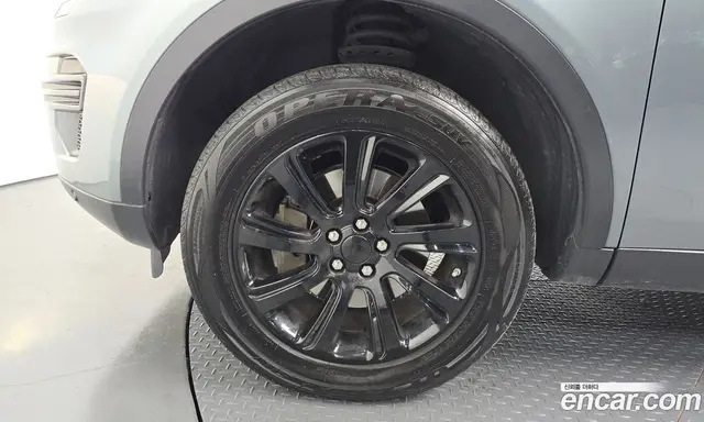 Land Rover Discovery Sport 2016 2.0 автомат (гидро), миниатюра 5
