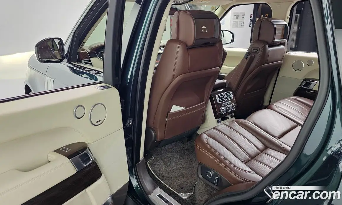 Land Rover Range Rover 2016 4.4 автомат (гидро), фото 12