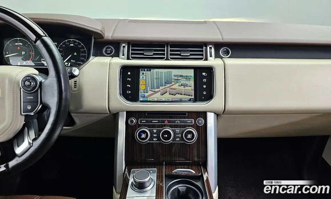 Land Rover Range Rover 2016 4.4 автомат (гидро), фото 17