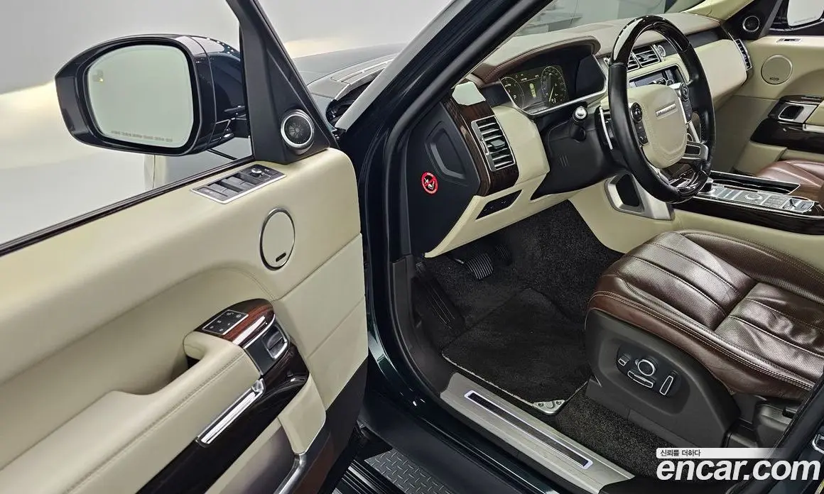 Land Rover Range Rover 2016 4.4 автомат (гидро), фото 10