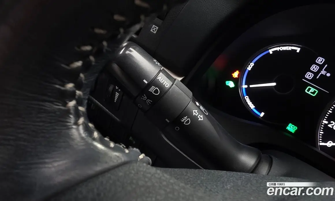 Lexus CT200h 2017 1.8 автомат (гидро), фото 18 Lexus CT200h 2017 1.8 автомат (гидро), фото 18