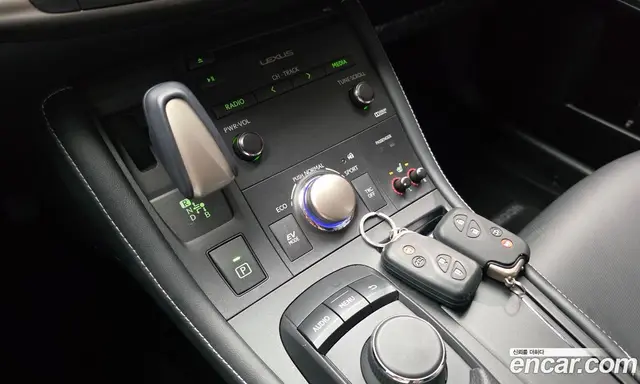 Lexus CT200h 2017 1.8 автомат (гидро), миниатюра 9 Lexus CT200h 2017 1.8 автомат (гидро), миниатюра 9
