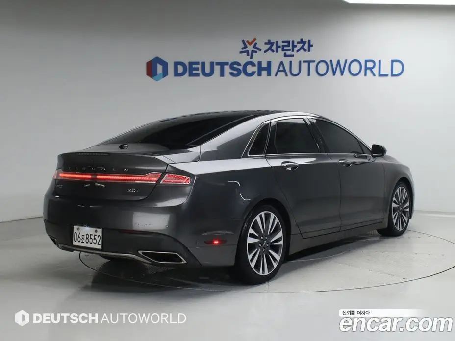 Lincoln MKZ 2017 2.0 автомат (гидро), фото 2 Lincoln MKZ 2017 2.0 автомат (гидро), фото 2